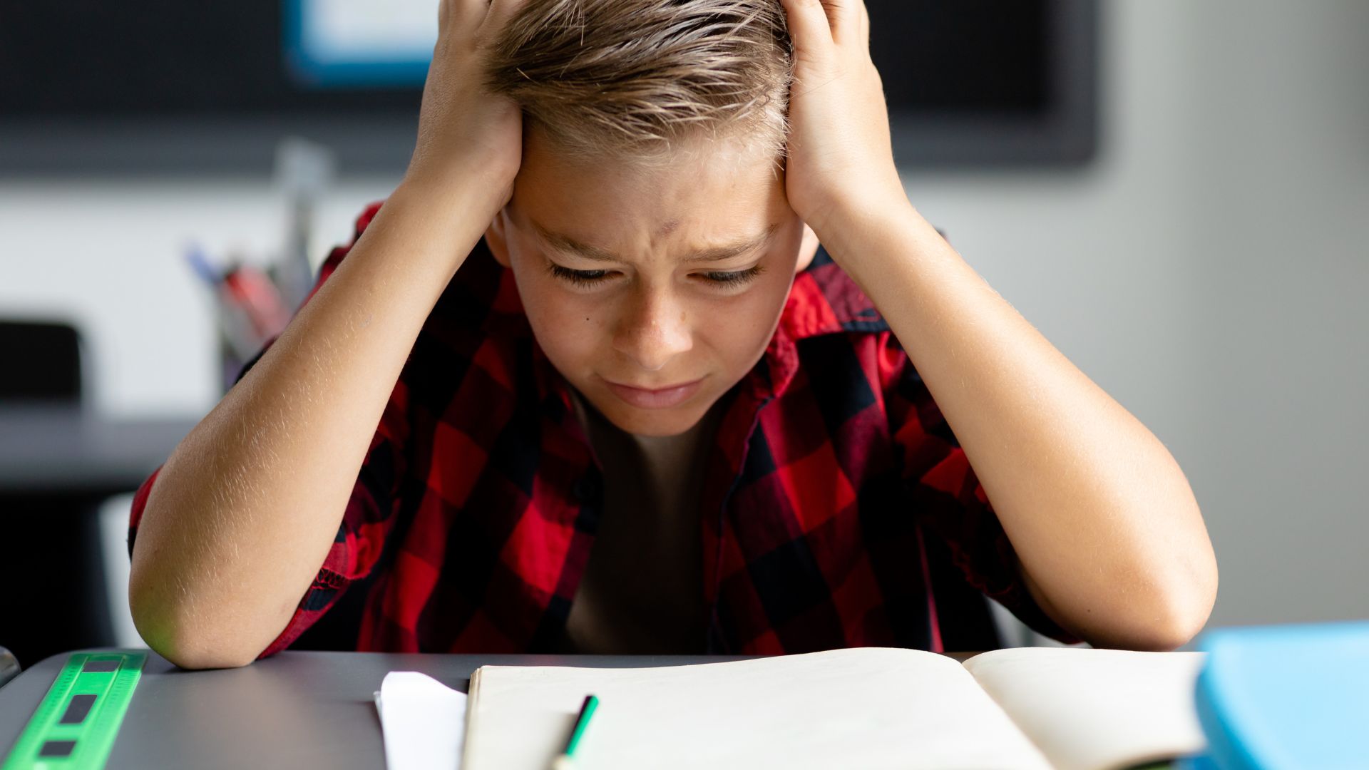 A child has school anxiety in Ontario.